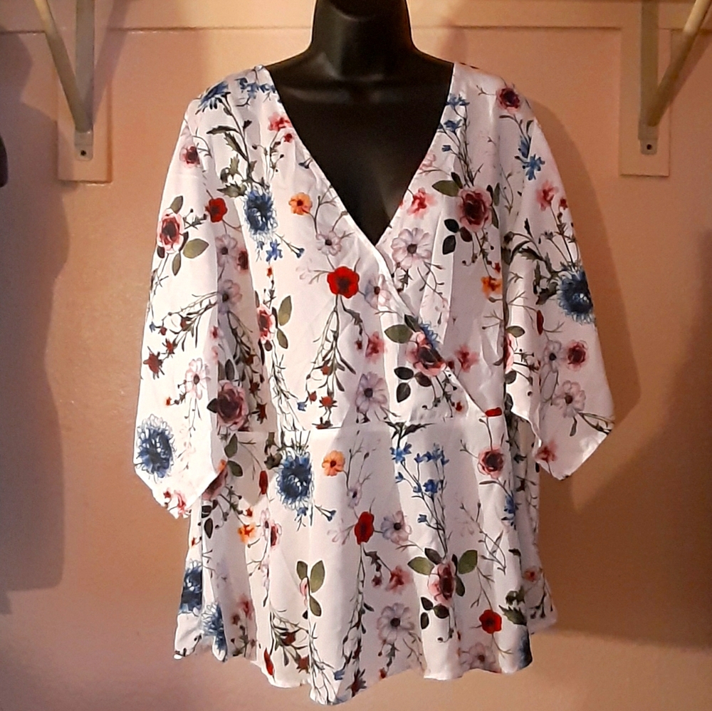 PERSAYA Floral Blouse Butterfly Sleeves